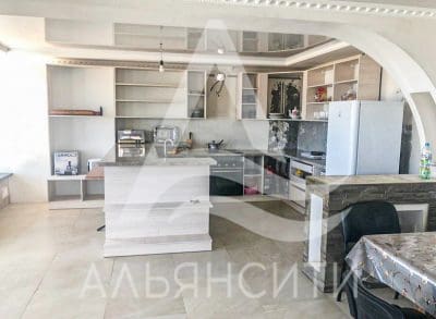 Продается дом 226 м.кв в Алуште, с. Верхняя Кутузовка