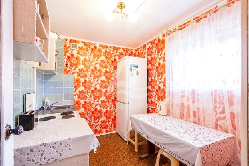 Продается однокомнатная квартира по улице Судакская в городе Алушта.