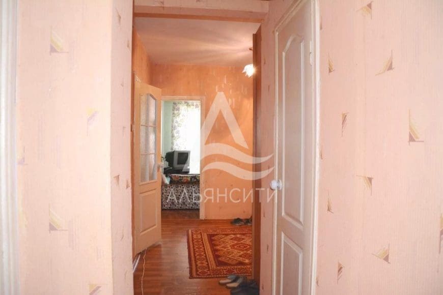 Продается 3-комнатная квартира по ул. Б.Хмельницкого
