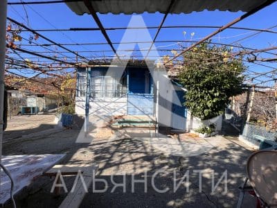 Продажа дома с земельным участком