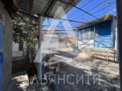 Продажа дома с земельным участком