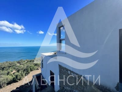 Купить дом у моря в Крыму
