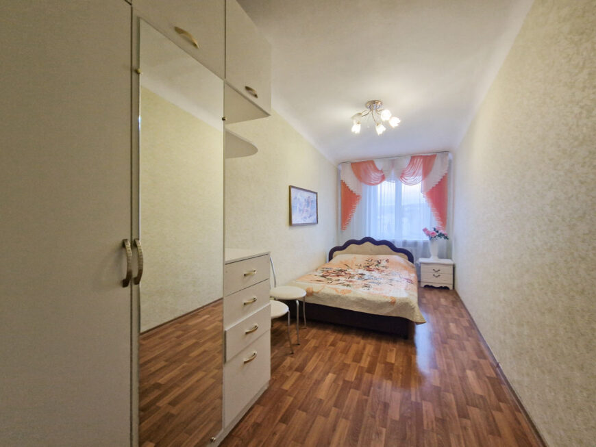 3-комнатная квартира ул Ленина 43 Алушта