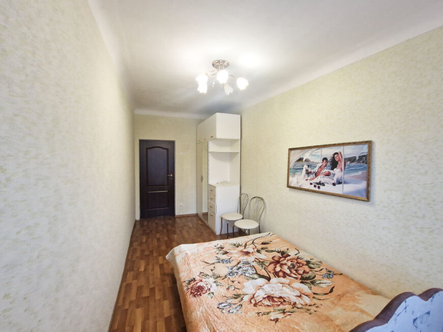 3-комнатная квартира ул Ленина 43 Алушта