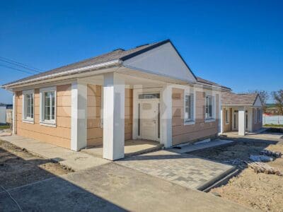 Коттедж 185.6 м², на участке 4.5 соток