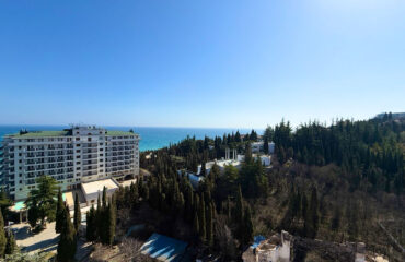 Продаётся двухэтажный пентхаус в Alushta Royal